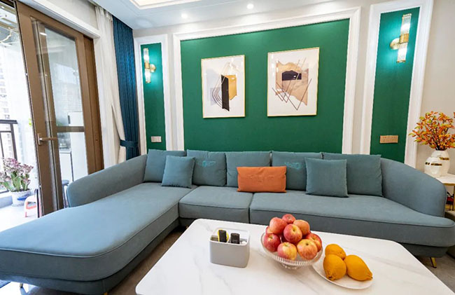 108㎡三居，輕奢風(fēng)中融入多色彩空間，體驗(yàn)充滿朝氣的生活